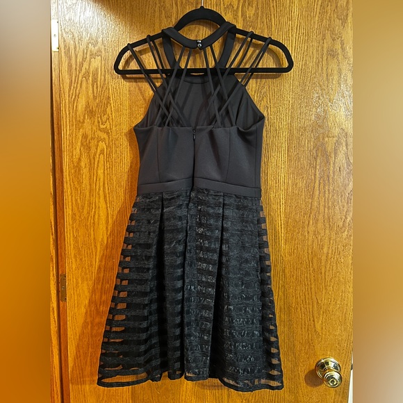 Guess Women's Evening Cocktail Party Black Dress - Picture 2 of 4